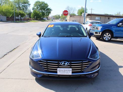 Used 2022 Hyundai Sonata SE FWD image 3