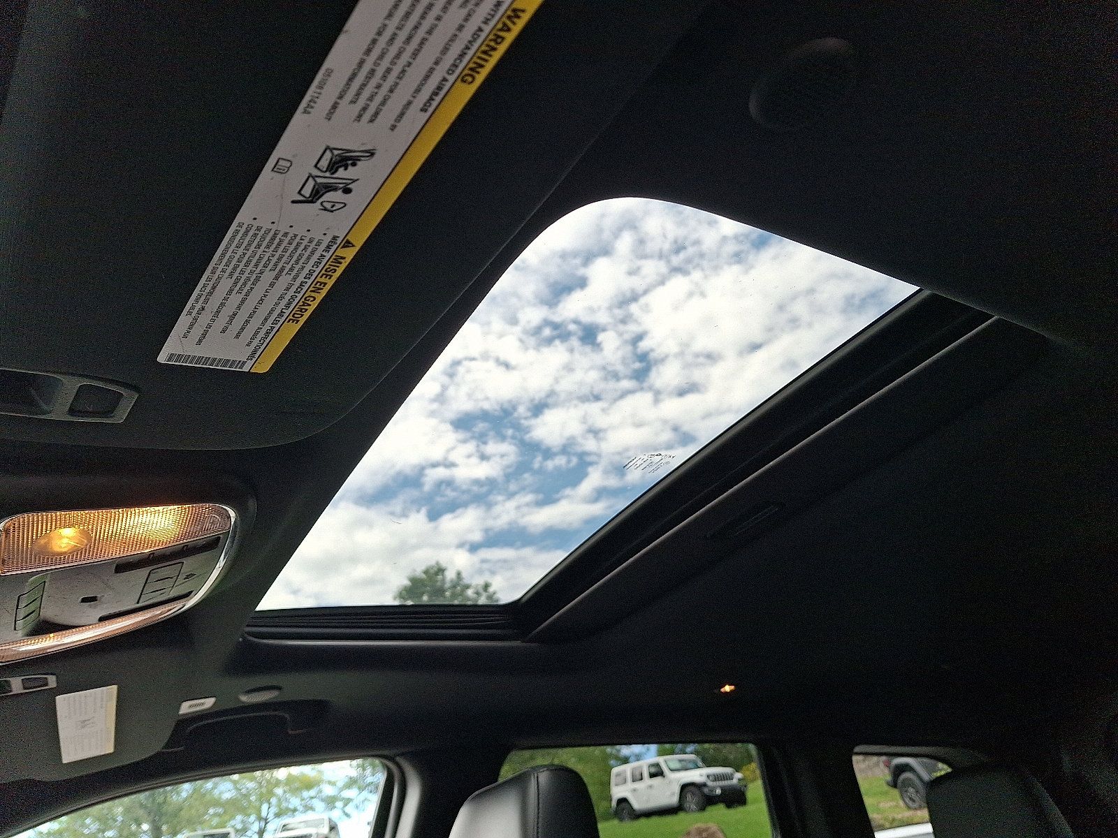 Certified 2021 Jeep Grand Cherokee Laredo X AWD/4WD image 14