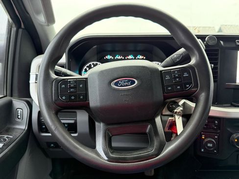 Used 2023 Ford F250 XL w/ XL Off-Road Package AWD/4WD image 7