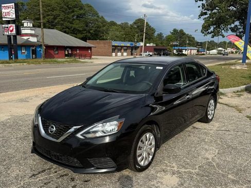 Used 2016 Nissan Sentra S FWD image 3