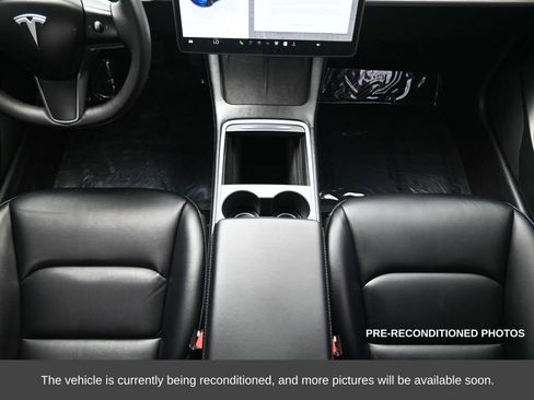 Used 2022 Tesla Model 3 image 27