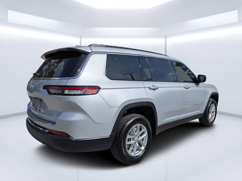 New 2026 Jeep Grand Cherokee L Laredo w/ Trailer Tow Package RWD image 3