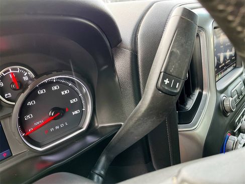 Used 2021 Chevrolet Silverado 1500 LT Trail Boss w/ Convenience Package II image 16