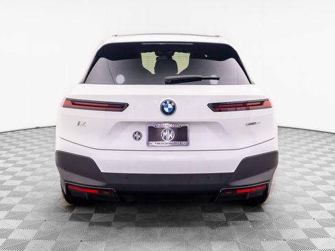 Certified 2024 BMW iX xDrive50 w/ Convenience Package AWD/4WD image 4