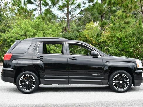 Used 2017 GMC Terrain SLT w/ Open Road Package image 33