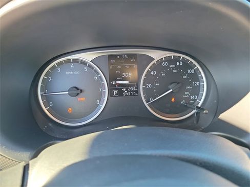 Used 2024 Nissan Kicks S image 25