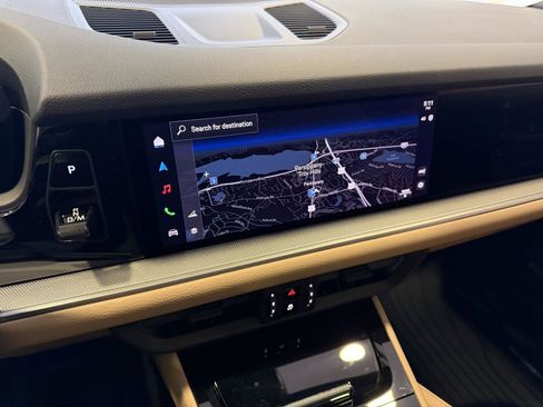 New 2026 Porsche Cayenne image 23