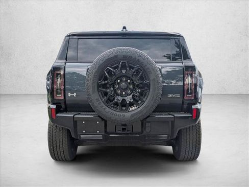 New 2026 GMC Hummer EV SUV w/ LPO, Dark Essentials Package AWD/4WD image 8