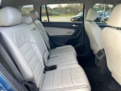 Used 2019 Volkswagen Tiguan SEL Premium AWD/4WD image 14