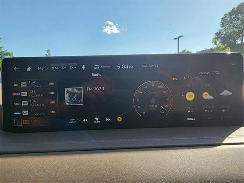 Used 2024 Genesis GV80 3.5T w/ Advanced Package image 16