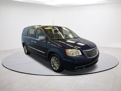 Used 2013 Chrysler Town & Country Touring-L w/ Driver Convenience Group