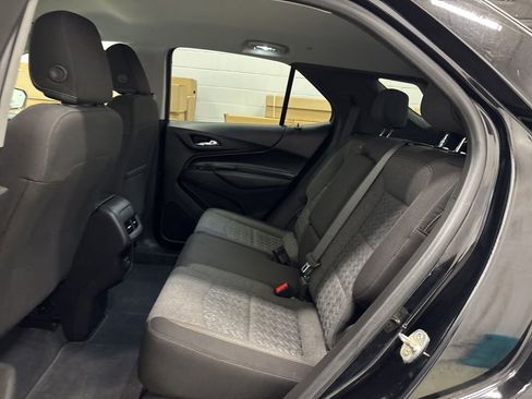 Used 2022 Chevrolet Equinox LT AWD/4WD image 32