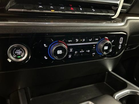 Used 2023 Chevrolet Silverado 1500 RST AWD/4WD image 18