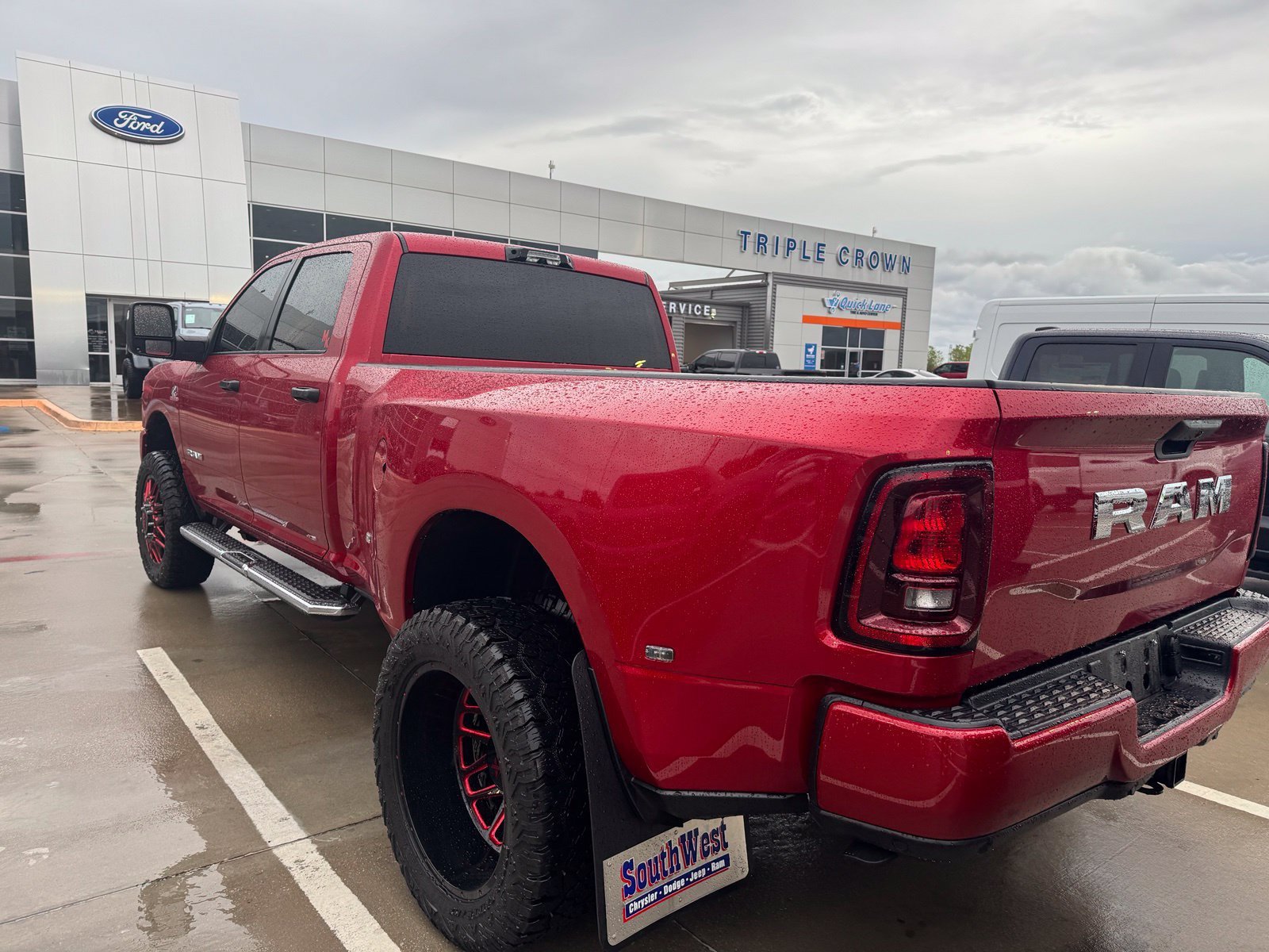 Used 2026 RAM 3500 Lone Star AWD/4WD image 3