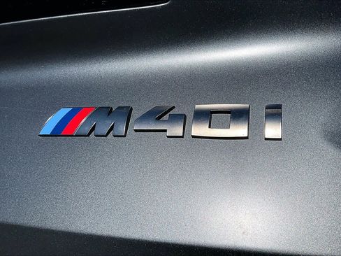 Certified 2022 BMW Z4 M40i w/ Premium Package image 10