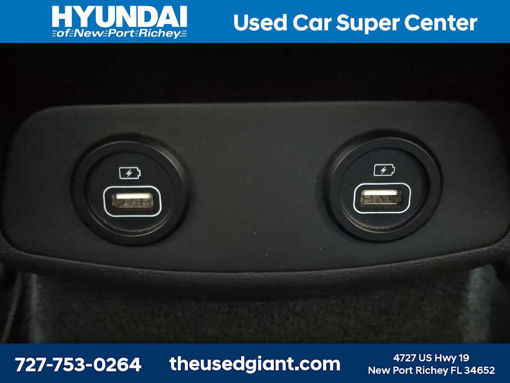 Certified 2022 Hyundai Santa Fe SEL FWD image 15