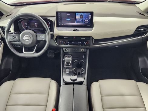 Used 2024 Nissan Rogue SL AWD/4WD image 12