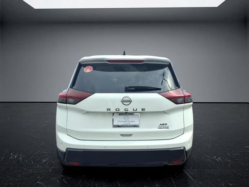 Certified 2024 Nissan Rogue S AWD/4WD image 9