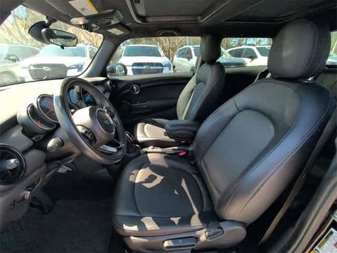 Used 2020 MINI Cooper 2-Door Hardtop image 14