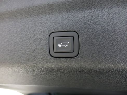 New 2025 Chevrolet Tahoe High Country image 28