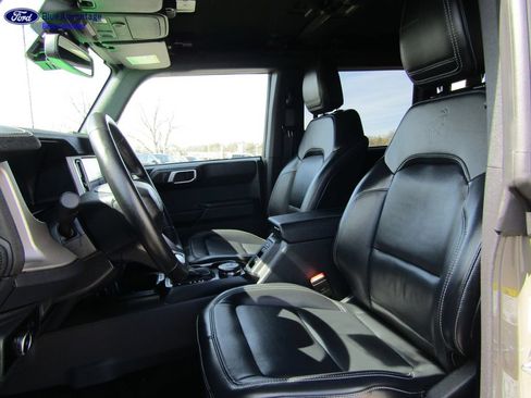 Certified 2025 Ford Bronco Outer Banks AWD/4WD image 15
