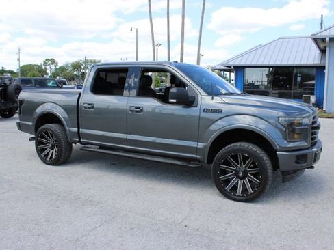 Used 2017 Ford F150 XLT w/ Equipment Group 302A Luxury AWD/4WD image 13