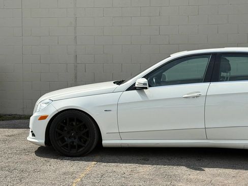 Used 2012 Mercedes-Benz E 350 4MATIC Sedan image 4
