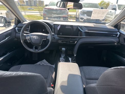 Used 2025 Toyota Camry LE FWD image 14