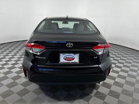 Used 2026 Toyota Corolla LE FWD image 6