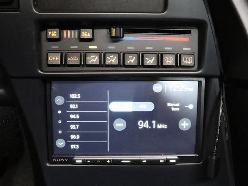 Used 1992 Chevrolet Corvette Coupe image 14