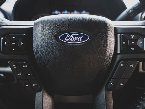 Used 2018 Ford F250 XLT image 12