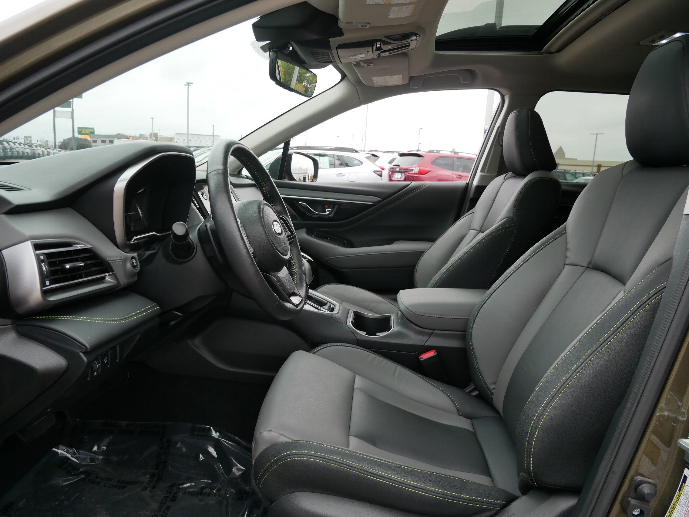 Certified 2025 Subaru Outback Onyx Edition AWD/4WD image 21
