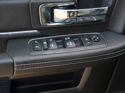 Used 2018 RAM 2500 Laramie image 17