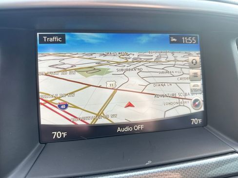 Used 2020 Nissan Pathfinder SL image 7