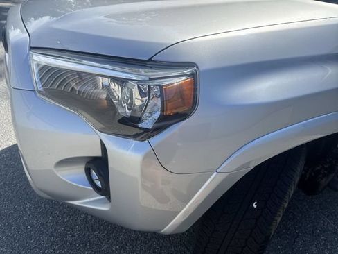 Used 2023 Toyota 4Runner SR5 Premium w/ Moonroof Package AWD/4WD image 33