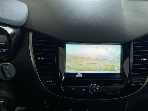 Used 2019 Chevrolet Trax LS FWD image 41