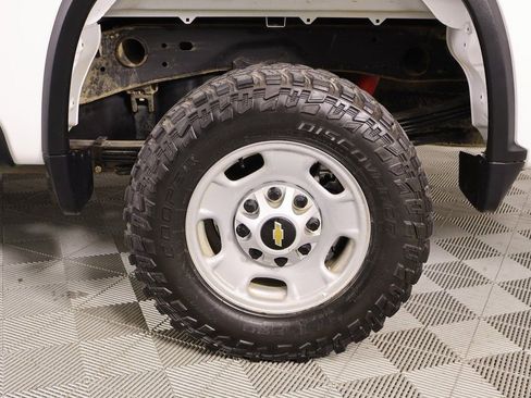 Used 2023 Chevrolet Silverado 2500 W/T w/ WT Convenience Package image 17