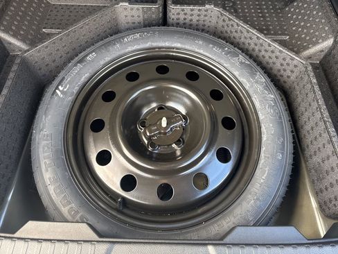 Certified 2022 Ford Edge ST image 44