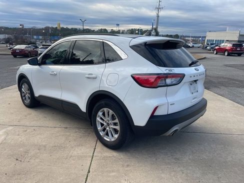 Used 2022 Ford Escape SE w/ Convenience Package image 6