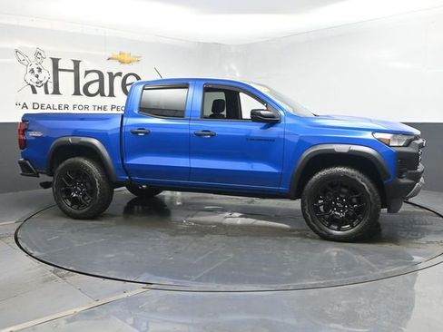 Used 2023 Chevrolet Colorado Trail Boss w/ LPO, Dark Essentials Package AWD/4WD image 1