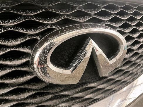 Used 2019 INFINITI QX60 Luxe image 30