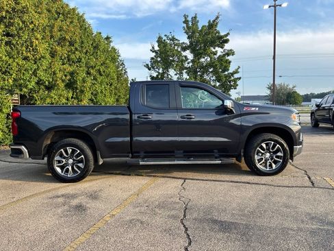 Used 2024 Chevrolet Silverado 1500 LT AWD/4WD image 8