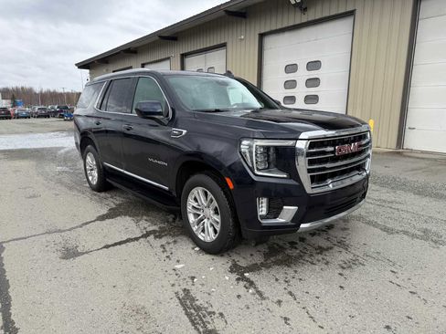Certified 2023 GMC Yukon SLT AWD/4WD image 5