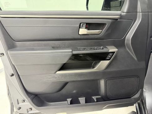 Used 2023 Toyota Tundra Limited w/ Power Package RWD image 31