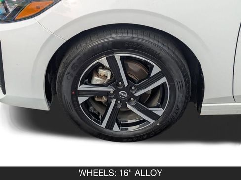 Used 2024 Nissan Sentra SV FWD image 11