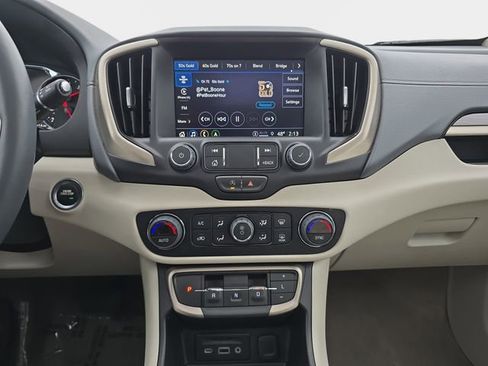 Used 2024 GMC Terrain Denali w/ Denali Premium Package AWD/4WD image 23