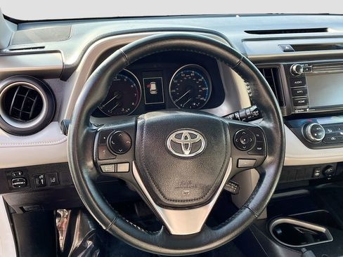 Used 2018 Toyota RAV4 Adventure AWD/4WD image 11
