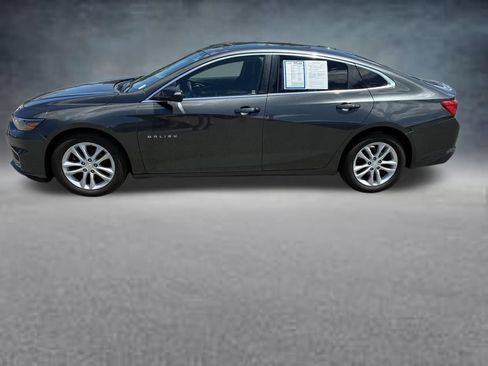 Used 2016 Chevrolet Malibu LT FWD image 2