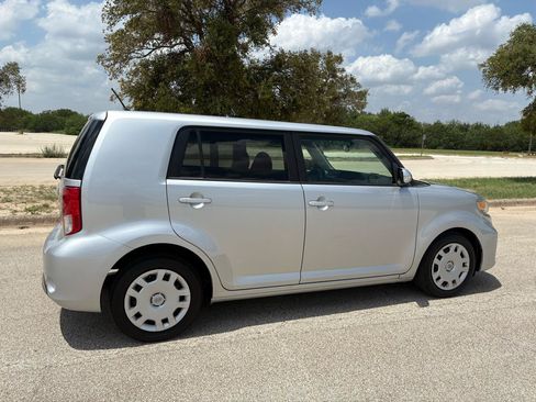 Used 2013 Scion xB FWD image 57
