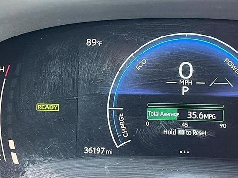 Used 2025 Toyota Camry SE FWD image 25